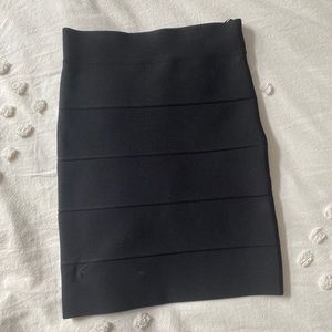 BCBG Pencil Skirt🖤